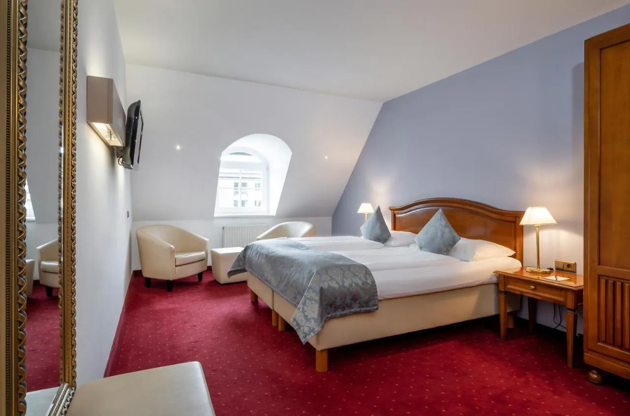 ****  Hotel Am Mirabellplatz Salzburgo Austria