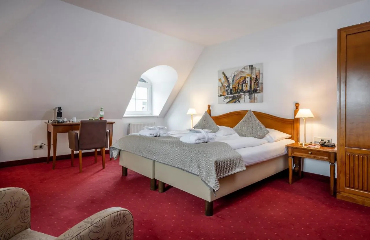 Hotel Am Mirabellplatz Salzburgo 4*,