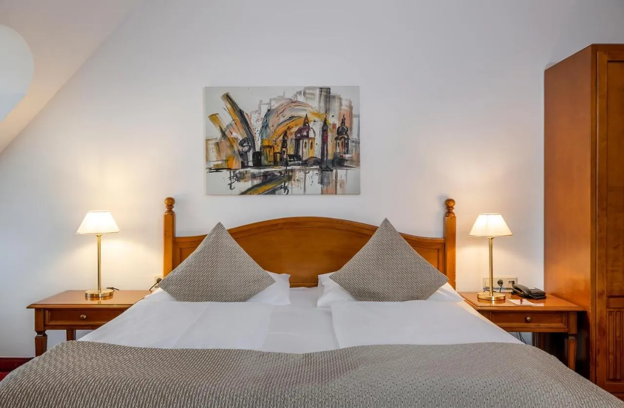 Hotel Am Mirabellplatz Зальцбург