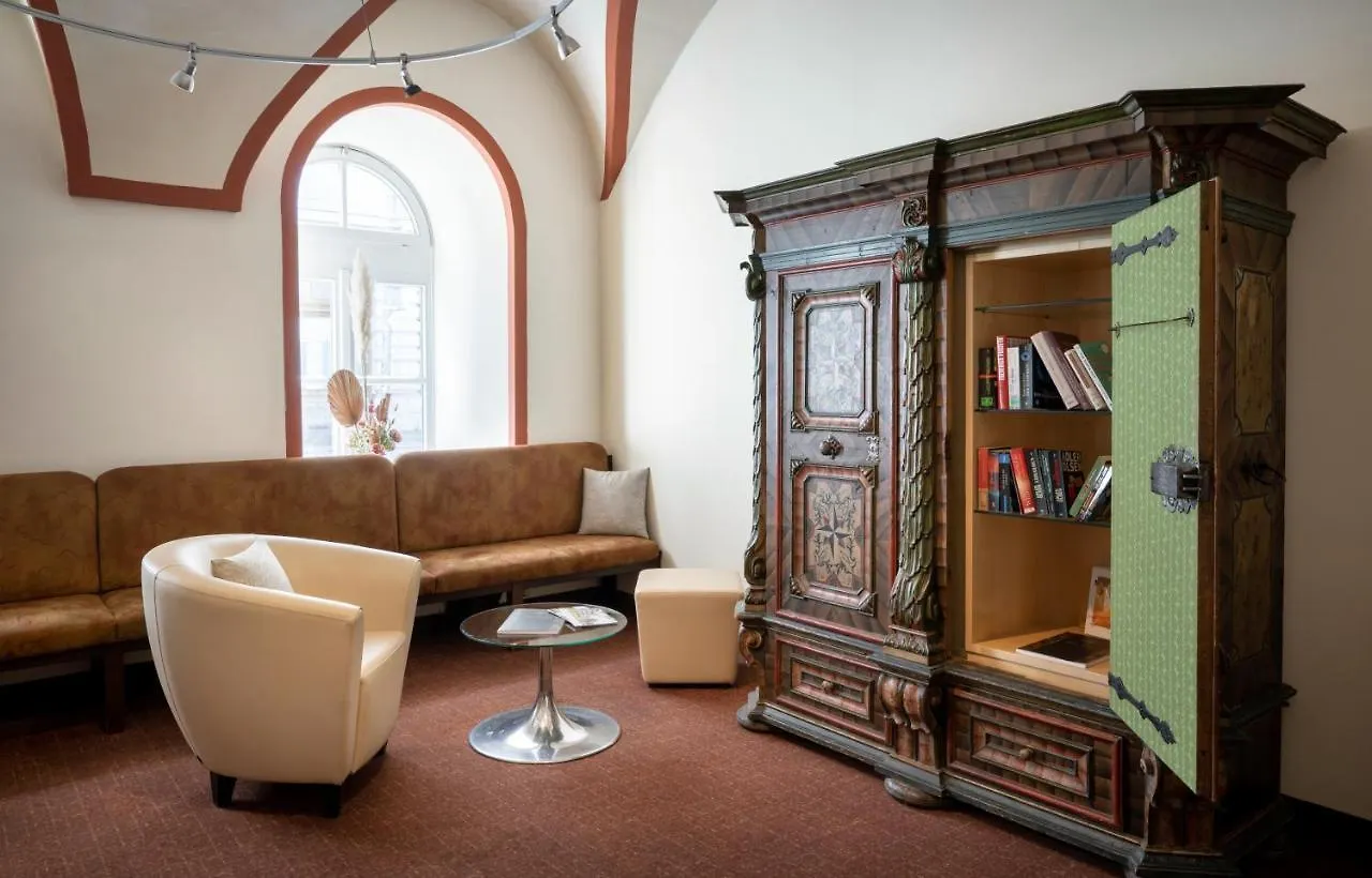 Hotel Am Mirabellplatz Зальцбург