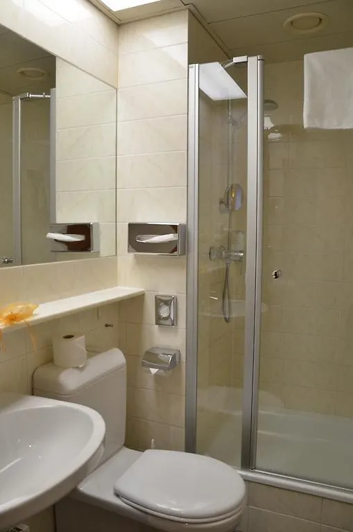 Hotel Am Mirabellplatz Зальцбург 4*,  Австрия